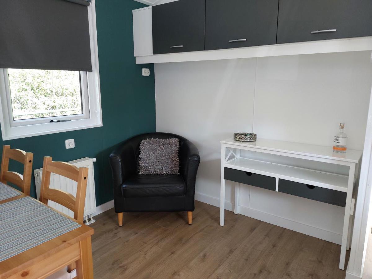 Ruim En Gezellig Chalet Voor 2 Personen Op De Veluwe Recreatiepark De Oude Driest 푸텐 외부 사진
